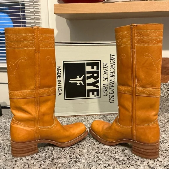 Frye Campus Stitching Horse Boots - Picture 4 of 14